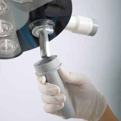 Смотровой светильник Dräger Polaris 50 Фото товара Смотровой светильник Dräger Polaris 50