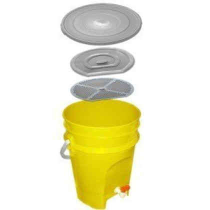 ЭМ-контейнер с боковым сливом для обработки медицинских изделий, 15 л Фото товара ЭМ-контейнер с боковым сливом для обработки медицинских изделий, 15 л