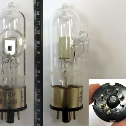 Лампа дейтериевая спектральная ДДС 30 (лд2-д) Фото товара Лампа дейтериевая спектральная ДДС 30 (лд2-д)