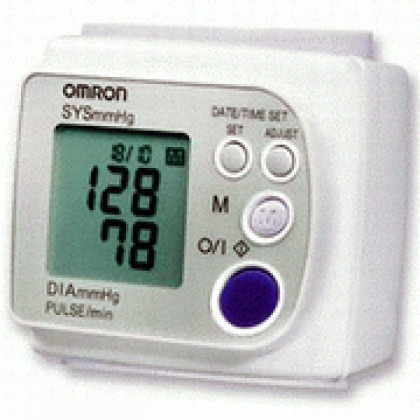 Тонометр на запястье Omron RX3 Plus Фото товара Тонометр на запястье Omron RX3 Plus