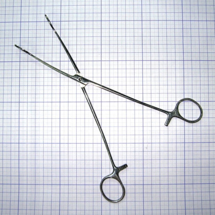 Щипцы кишечные окончатые для взрослых 240 мм Фото товара Щипцы кишечные окончатые для взрослых 240 мм