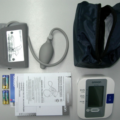 Тонометр Omron M1 Plus Фото товара Тонометр Omron M1 Plus