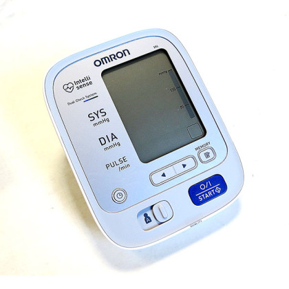 Тонометр Omron M6 Фото товара Тонометр Omron M6