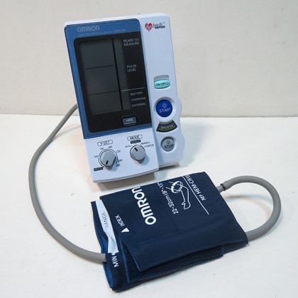 Тонометр Omron 907 Фото товара Тонометр Omron 907