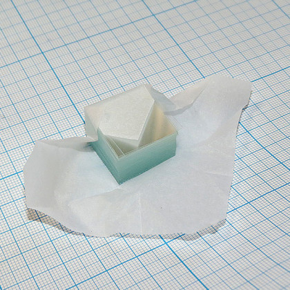 Стекло покровное 22х22 мм  Фото товара Стекло покровное 22х22 мм