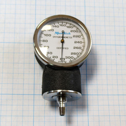 Тонометр механический МТ-10 с фонендоскопом Фото товара Тонометр механический МТ-10 с фонендоскопом