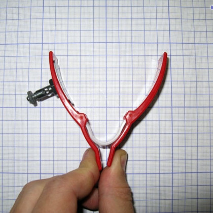 Фото товара Электрод конечностный педиатрический с винтом и зажимом, КНР (прищепка) 