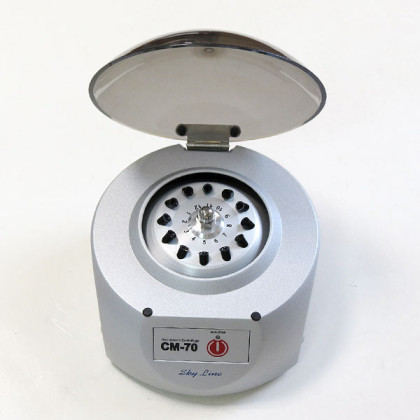 Центрифуга гематокритная лабораторная Elmi СМ-70 Фото товара Центрифуга гематокритная лабораторная Elmi СМ-70