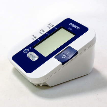 Тонометр OMRON M1 Eco Фото товара Тонометр OMRON M1 Eco