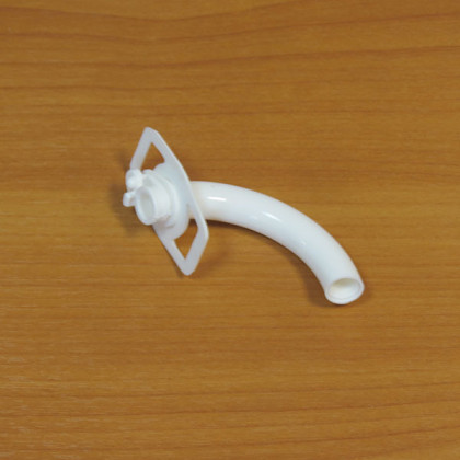 Трубка трахеотомическая пластмассовая №2 Фото товара Трубка трахеотомическая пластмассовая №2