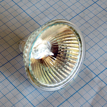 Лампа галогенная (галогеновая) Osram 44870 WFL 12V 50W GU5,3 Фото товара Лампа галогенная (галогеновая) Osram 44870 WFL 12V 50W GU5,3