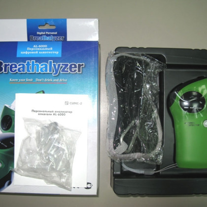 Анализатор паров этанола в выдыхаемом воздухе Alcoscan AL-1100 в комплекте с принадлежностями Фото товара Анализатор паров этанола в выдыхаемом воздухе Alcoscan AL-1100 в комплекте с принадлежностями
