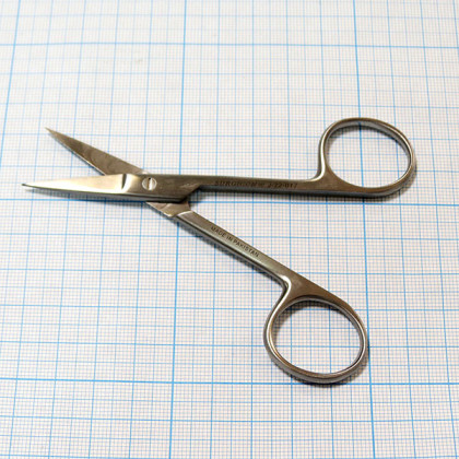 Фото товара Ножницы прямые с 2 острыми концами 100 мм J-22-017