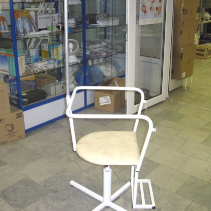 Кресло Барани для проверки вестибулярного аппарата Фото товара Кресло Барани для проверки вестибулярного аппарата