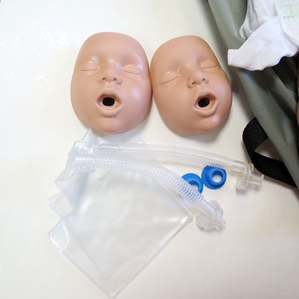 Манекен новорожденного W44541 для обучения реанимации Фото товара Манекен новорожденного W44541 для обучения реанимации