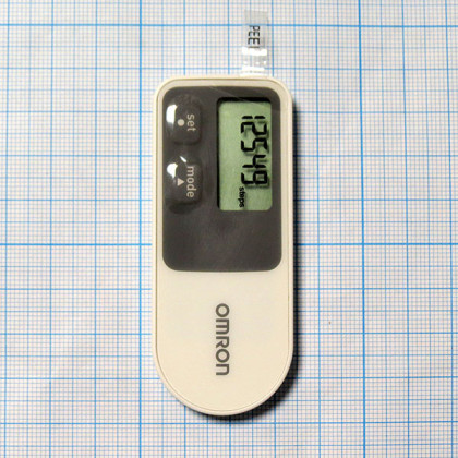 Шагомер Omron HJ-320-E Фото товара Шагомер Omron HJ-320-E