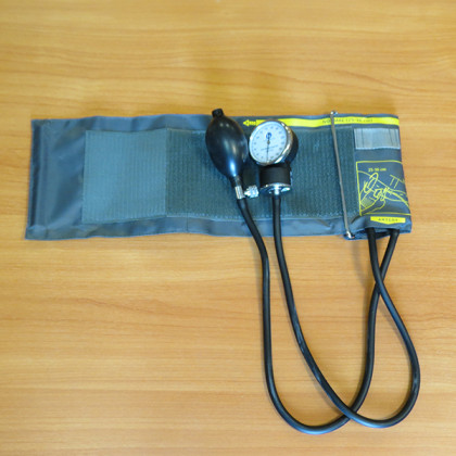 Тонометр LD-71 механический со стетоскопом Фото товара Тонометр LD-71 механический со стетоскопом