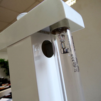 Облучатель ОБН 35 2х15 переносной Азов  Фото товара Облучатель ОБН 35 2х15 переносной Азов