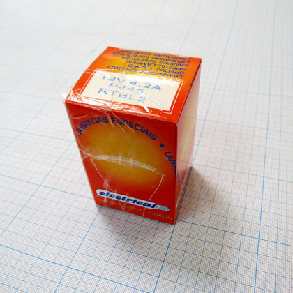 Лампа Inami 12V 50W (4,2A) P44s Фото товара Лампа Inami 12V 50W (4,2A) P44s