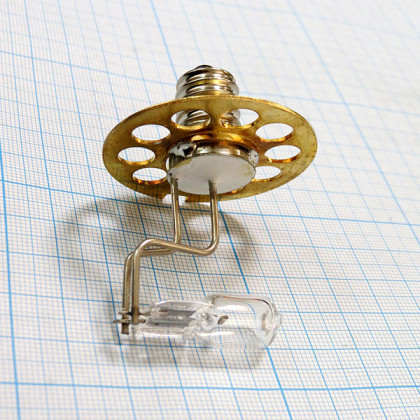 Лампа Inami 12V 50W (4,2A) P44s Фото товара Лампа Inami 12V 50W (4,2A) P44s