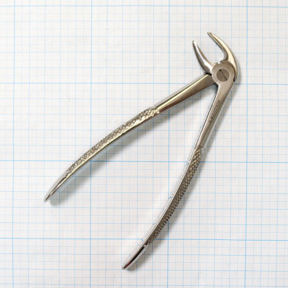 Щипцы для удаления нижних корней SD-0429-33С  Фото товара Щипцы для удаления нижних корней SD-0429-33С