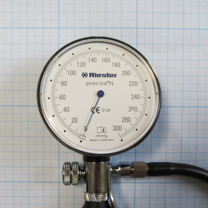 Тонометр механический Precisa - Riester 1360-107 Фото товара Тонометр механический Precisa - Riester 1360-107