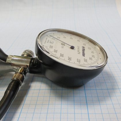 Тонометр механический Precisa - Riester 1360-107 Фото товара Тонометр механический Precisa - Riester 1360-107