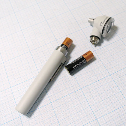 Отоскоп PICCOLIGHT FO 2.5 V 01.13300.232 Kawe Фото товара Отоскоп PICCOLIGHT FO 2.5 V 01.13300.232 Kawe