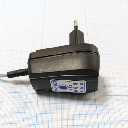 Активатор светодиодный LEDактив-01R 220В для полимеризации светокомпозитных пломб (синий) Фото товара Активатор светодиодный LEDактив-01R 220В для полимеризации светокомпозитных пломб (синий)