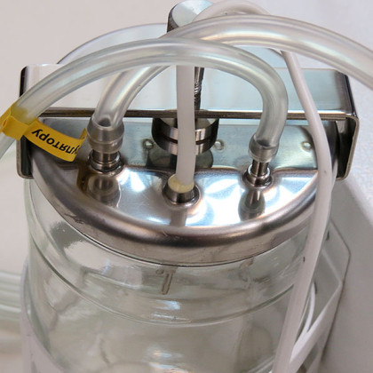 Электроотсасыватель "Гном" со стоматологическими трубками Фото товара Электроотсасыватель "Гном" со стоматологическими трубками