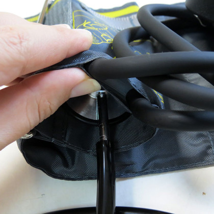 Тонометр механический LD-71A со встроенным стетоскопом Фото товара Тонометр механический LD-71A со встроенным стетоскопом