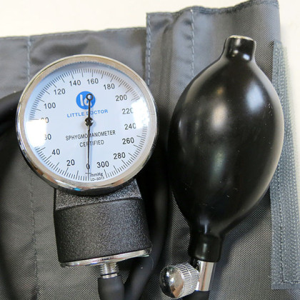 Тонометр механический LD-71A со встроенным стетоскопом Фото товара Тонометр механический LD-71A со встроенным стетоскопом