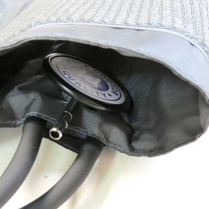 Тонометр механический LD-71A со встроенным стетоскопом Фото товара Тонометр механический LD-71A со встроенным стетоскопом