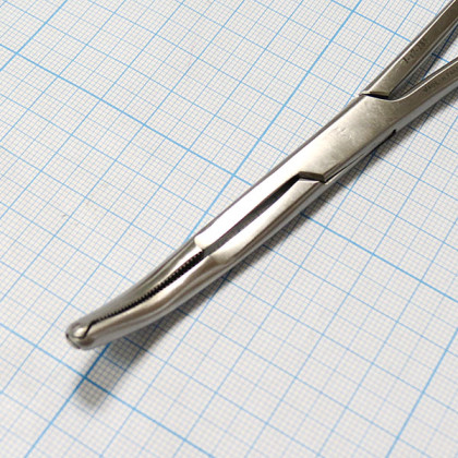 Зажим с кремальерой J-17-285 Фото товара Зажим с кремальерой J-17-285