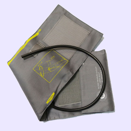 Манжета с камерой LD-CUFF N1LR, однотрубочная, 33-46см, нейлон, с кольцом Фото товара Манжета с камерой LD-CUFF N1LR, однотрубочная, 33-46см, нейлон, с кольцом