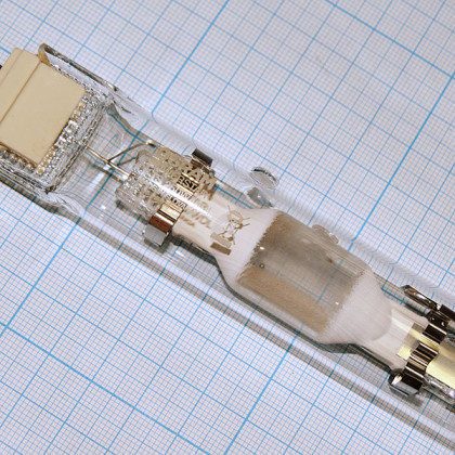 Лампа металлогалогенная Osram HQI TS 250W/ WDL UVS Fc2 Фото товара Лампа металлогалогенная Osram HQI TS 250W/ WDL UVS Fc2