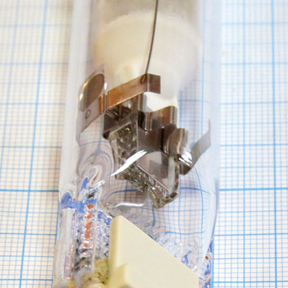 Лампа металлогалогенная Osram HQI TS 250W/ WDL UVS Fc2 Фото товара Лампа металлогалогенная Osram HQI TS 250W/ WDL UVS Fc2