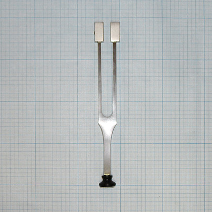 Камертон стальной с грузиками C128 J-31-027 Фото товара Камертон стальной с грузиками C128 J-31-027