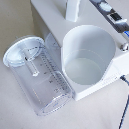 Отсасыватель электрический портативный 7Е-A Армед Фото товара Отсасыватель электрический портативный 7Е-A Армед