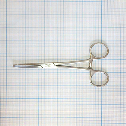 Зажим хирургический 150 мм J-35-303  Фото товара Зажим хирургический 150 мм J-35-303