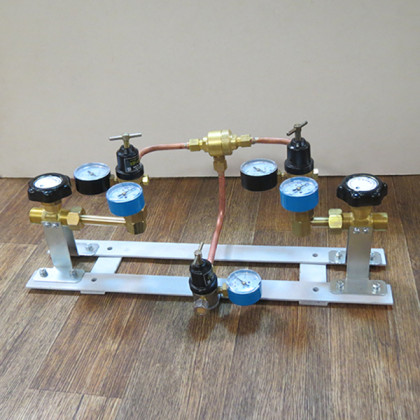 Фото товара Щит автопереключения газовых рамп с сетевым редуктором (углекислый газ)