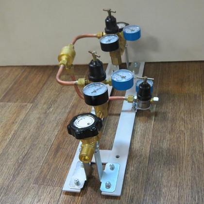 Фото товара Щит автопереключения газовых рамп с сетевым редуктором (углекислый газ)