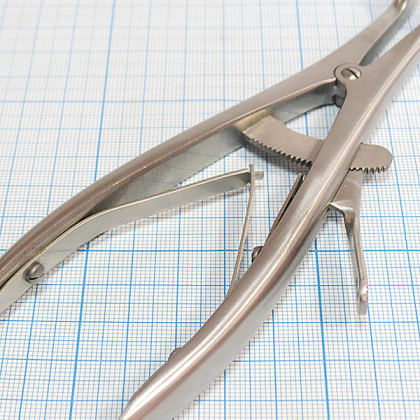 Роторасширитель с кремальерой 190 мм 43-142 (Roser-Koeing) Фото товара Роторасширитель с кремальерой 190 мм 43-142 (Roser-Koeing)