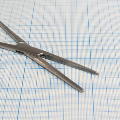 Зажим кровоостанавливающий зубчатый прямой №1 17-252 Фото товара Зажим кровоостанавливающий зубчатый прямой №1 17-252