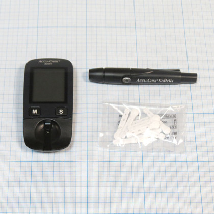 Глюкометр ACCU-CHECK Active (Акку-Чек Актив) Фото товара Глюкометр ACCU-CHECK Active (Акку-Чек Актив)