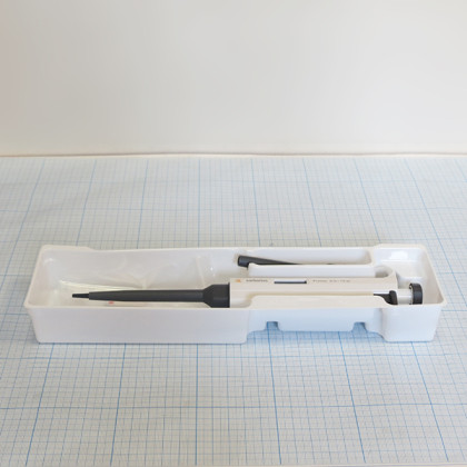 Дозатор одноканальный механический переменного объема 0,5-10 мкл Proline 720015 Фото товара Дозатор одноканальный механический переменного объема 0,5-10 мкл Proline 720015