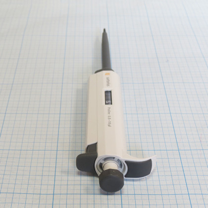 Дозатор одноканальный механический переменного объема 0,5-10 мкл Proline 720015 Фото товара Дозатор одноканальный механический переменного объема 0,5-10 мкл Proline 720015