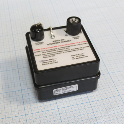 Зарядное устройство Arrow Tech 909В Фото товара Зарядное устройство Arrow Tech 909В