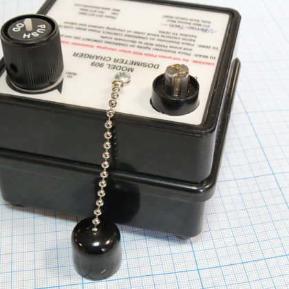 Зарядное устройство Arrow Tech 909В Фото товара Зарядное устройство Arrow Tech 909В