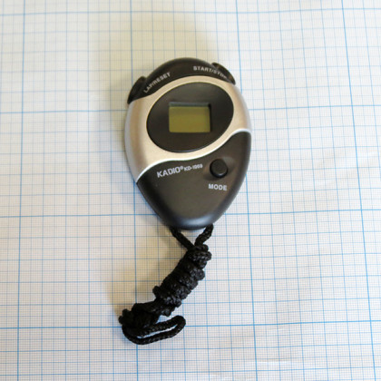 Секундомер электронный Kadio KD-1069 Фото товара Секундомер электронный Kadio KD-1069